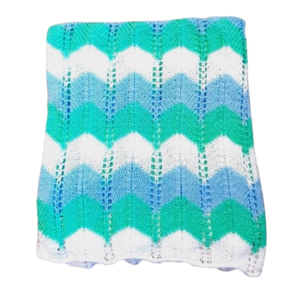 Hand Knit Striped Chevron Pattern Afghan NEW